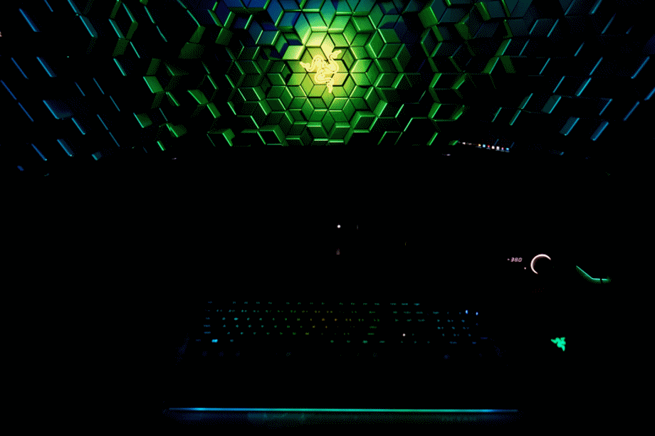 雷蛇猎魂光蛛V2模拟光轴键盘体验，不止随意调整触发键程