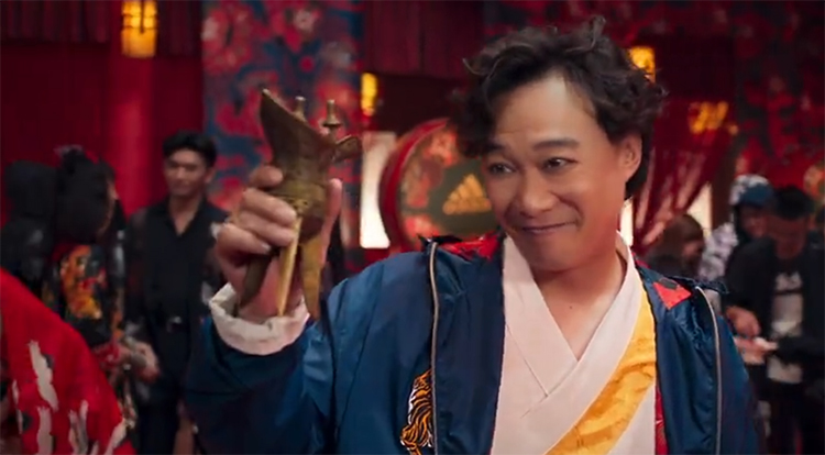 阿迪新春款秒杀我！易烊千玺和彭于晏穿同款，我竟无法评判谁更帅