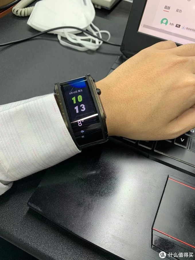 努比亚Watch：号称第三部手机的“马脸”智能手表使用简评