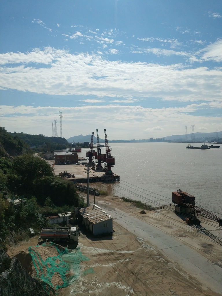 我要在演唱会上找个小蜜蜂：博冠星狼望远镜