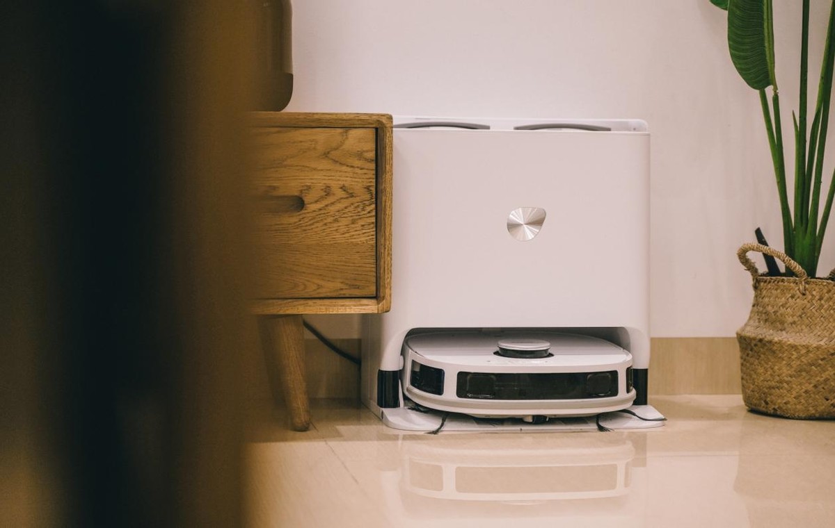 扫拖洗烘，一步到位：美的智能扫拖机器人W11体验