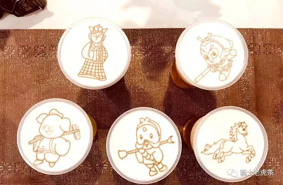 百万潮人热捧+现代茶饮制作大师加盟，骑士老虎茶做对了什么？