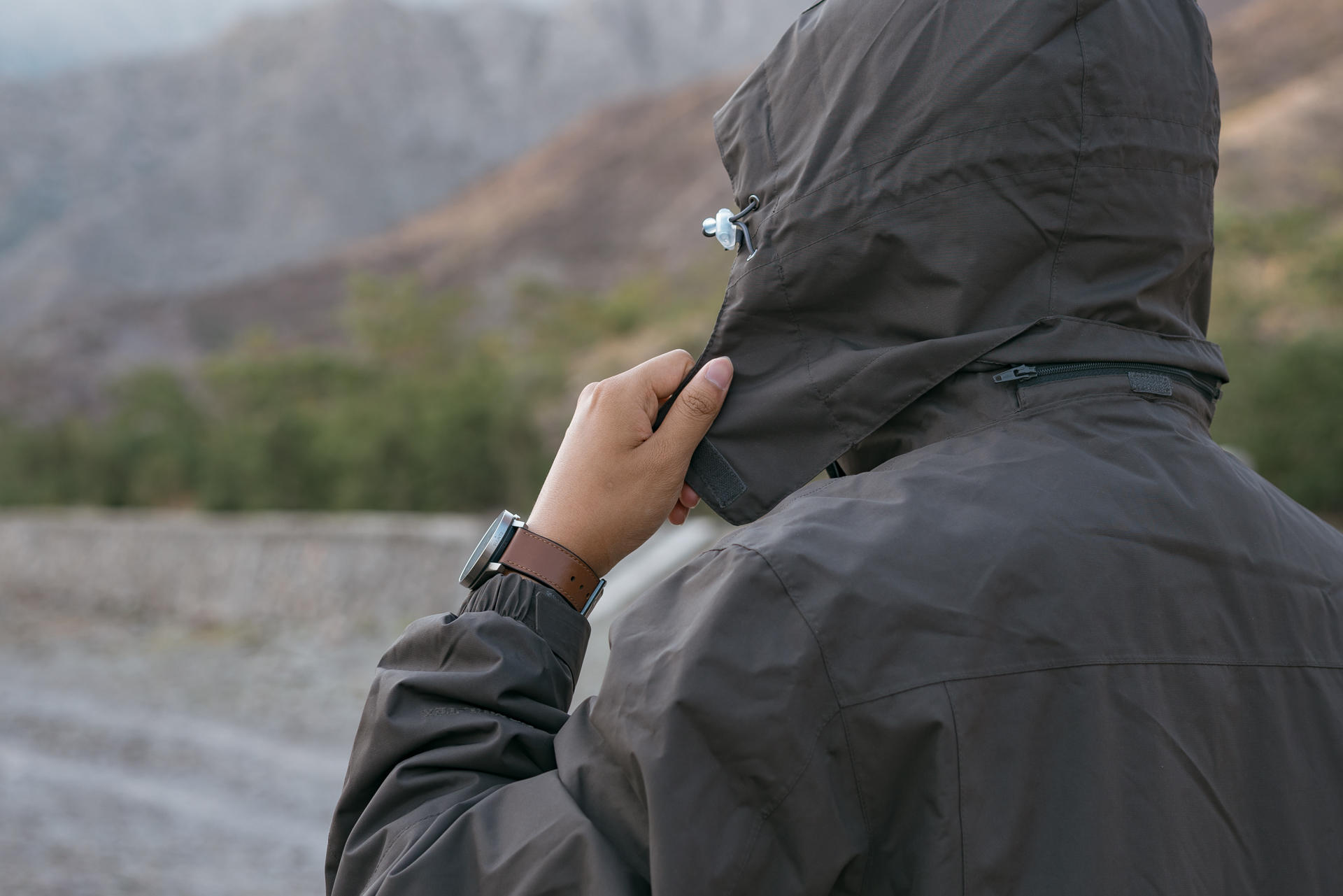 防风又防雨，出门还保暖！CAMEL骆驼冲锋衣体验