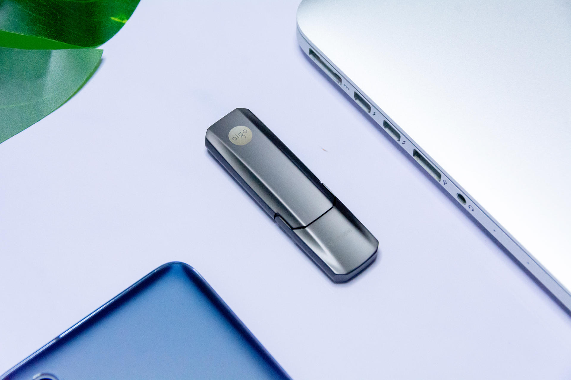 传统U盘升级产物 aigo固态U盘U391 亲测体验