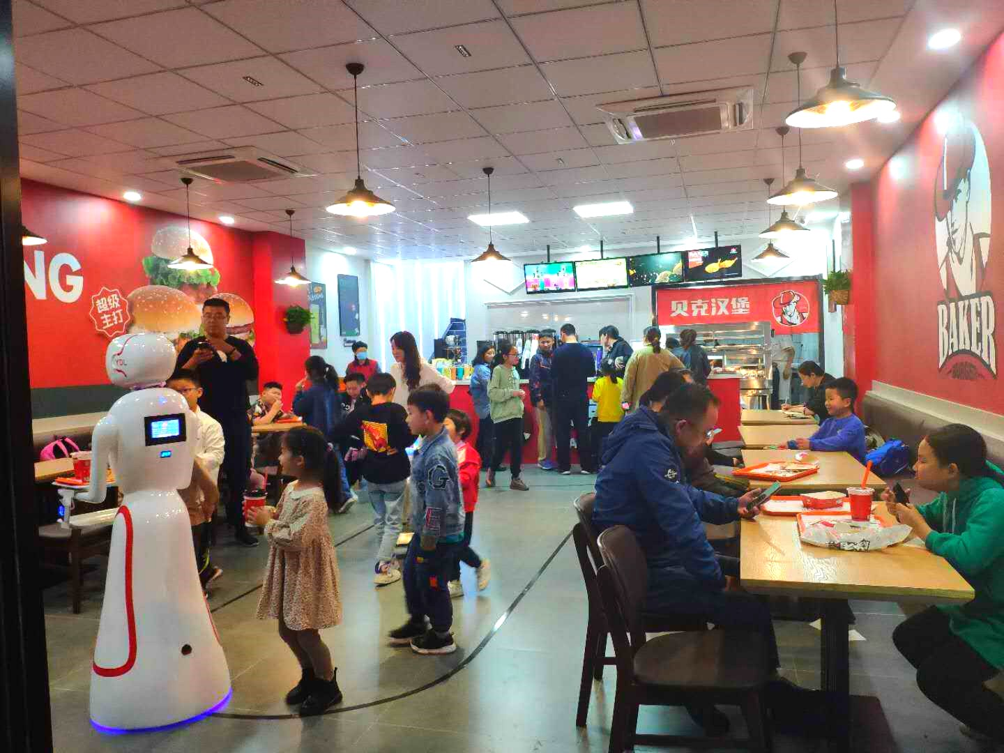 贝克汉堡西式快餐开店怎么样？加盟费高不高？