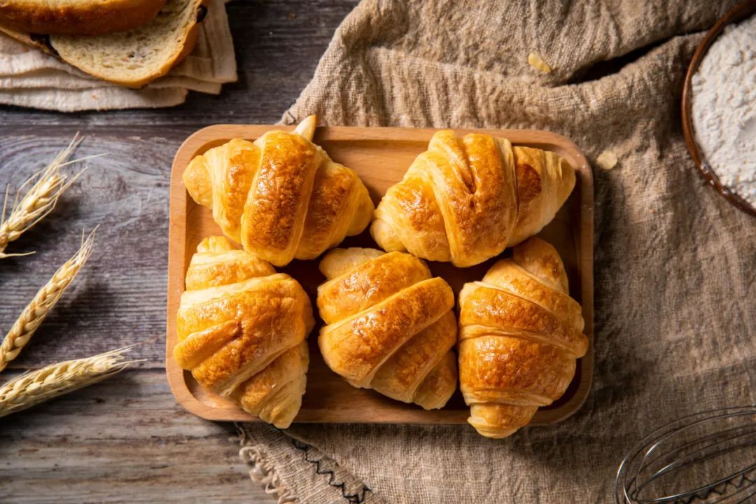 烘焙市场冰火两重天，烘焙品牌们靠什么赢未来？