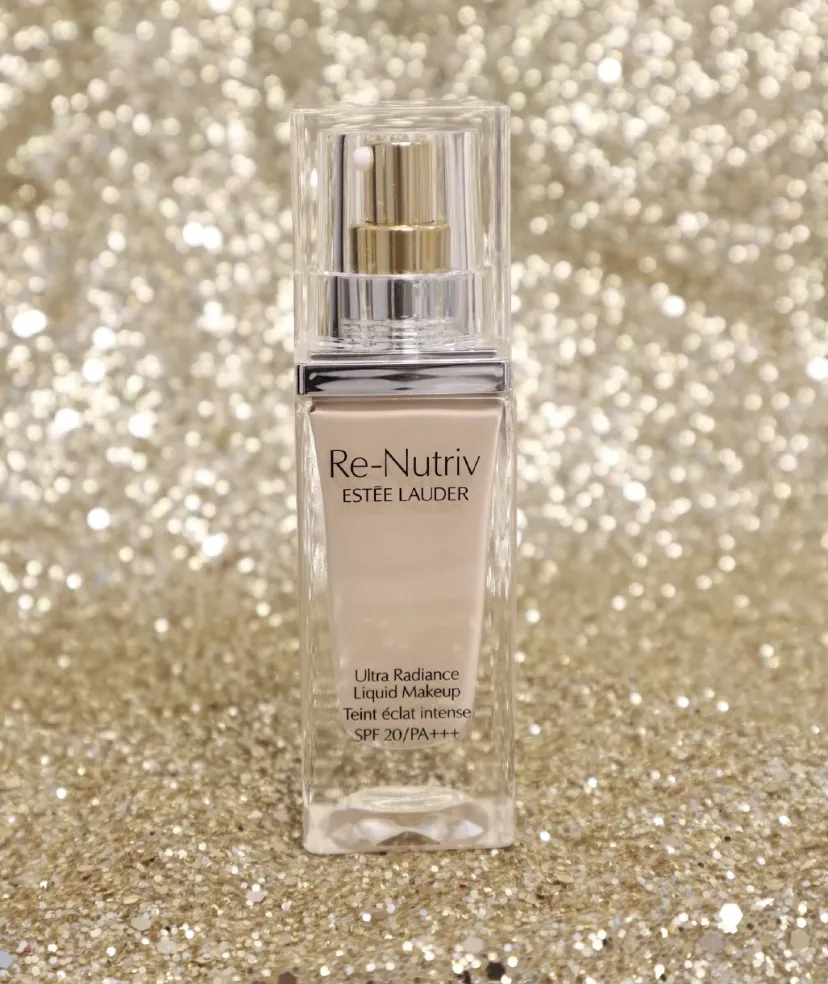 新款雅诗兰黛白金粉底液，每种成分都在发挥它极致功效