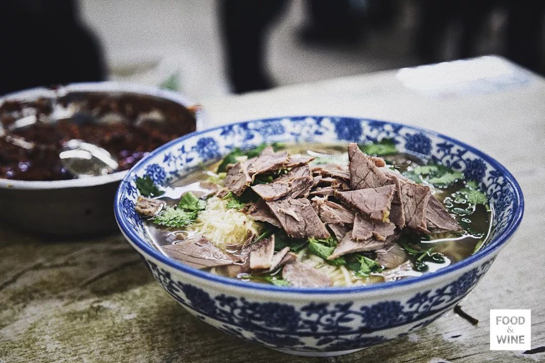 老张拉面馆的优越感消失了吗？或者说，它有过优越感吗？