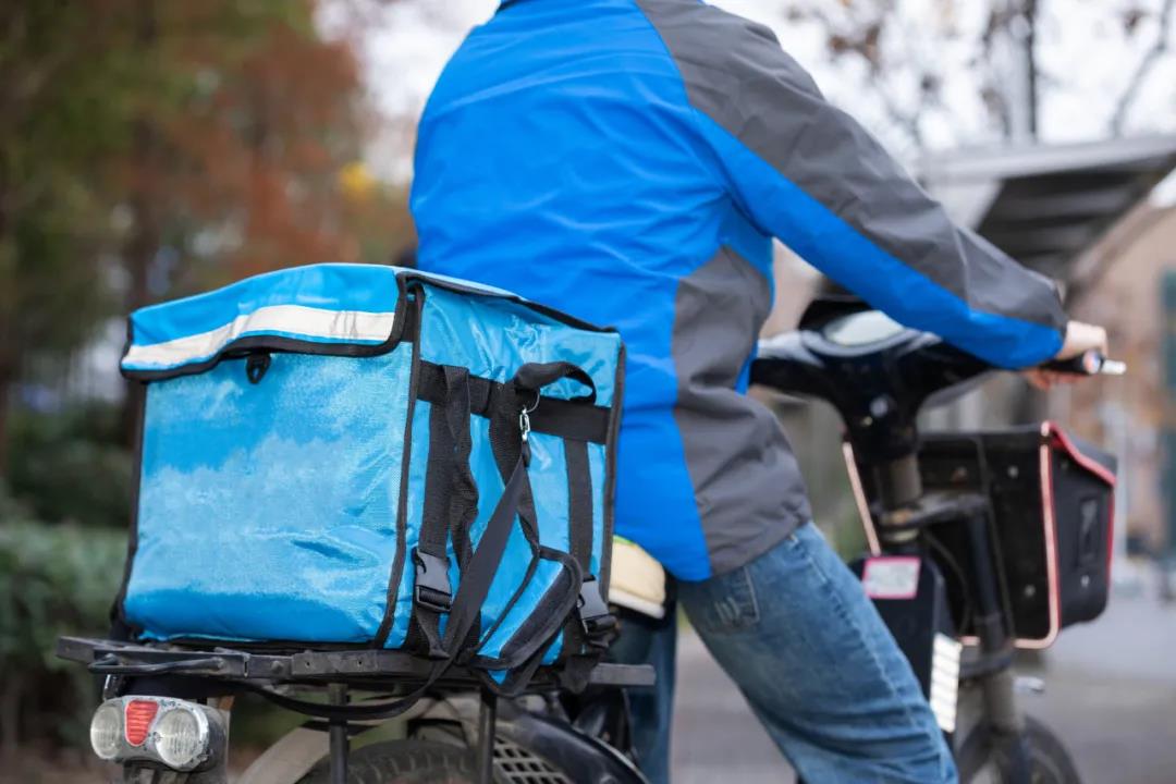 靠自黑出圈，茶颜悦色还有机会吗？