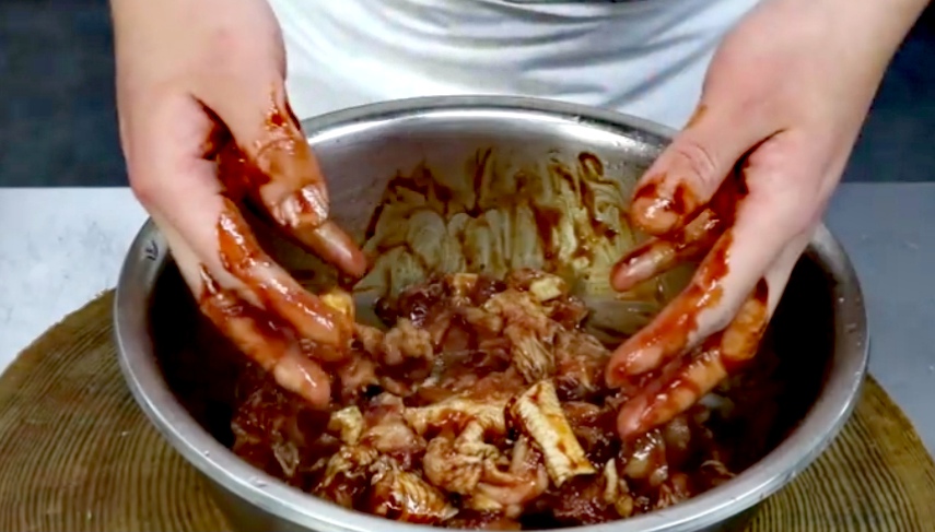 鸡煲煲一年开上百家，开半年歇业2／3，小哥：配方已公开