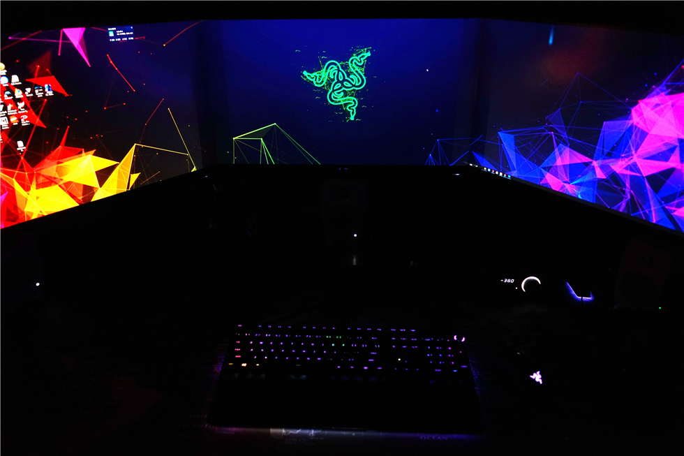 雷蛇猎魂光蛛V2模拟光轴键盘体验，不止随意调整触发键程