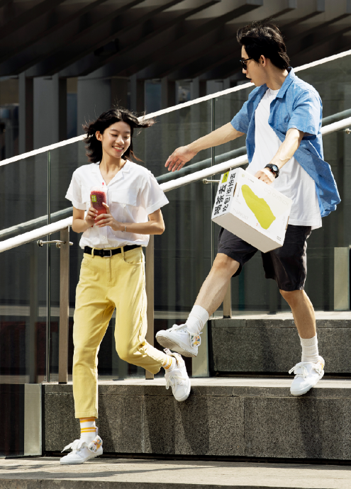 品牌皆可联，万物皆可跨，国货飞跃联名到底有多奇葩？