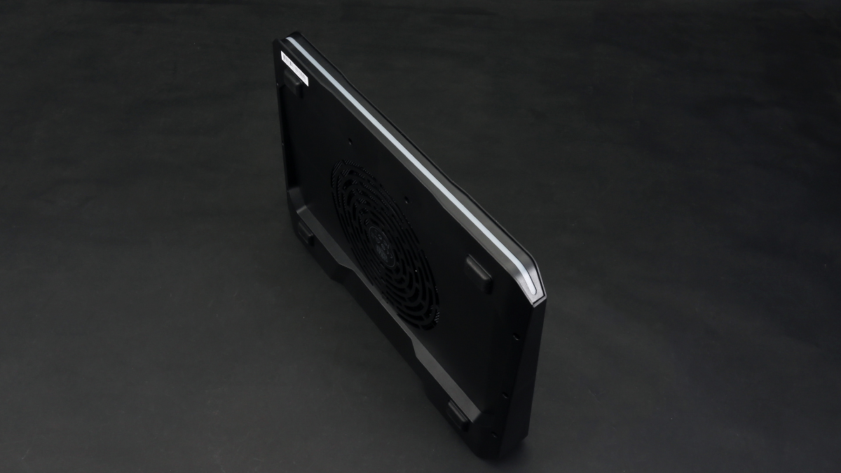 酷冷至尊X150R酷炫版笔记本散热器简评：辅助散热小能手