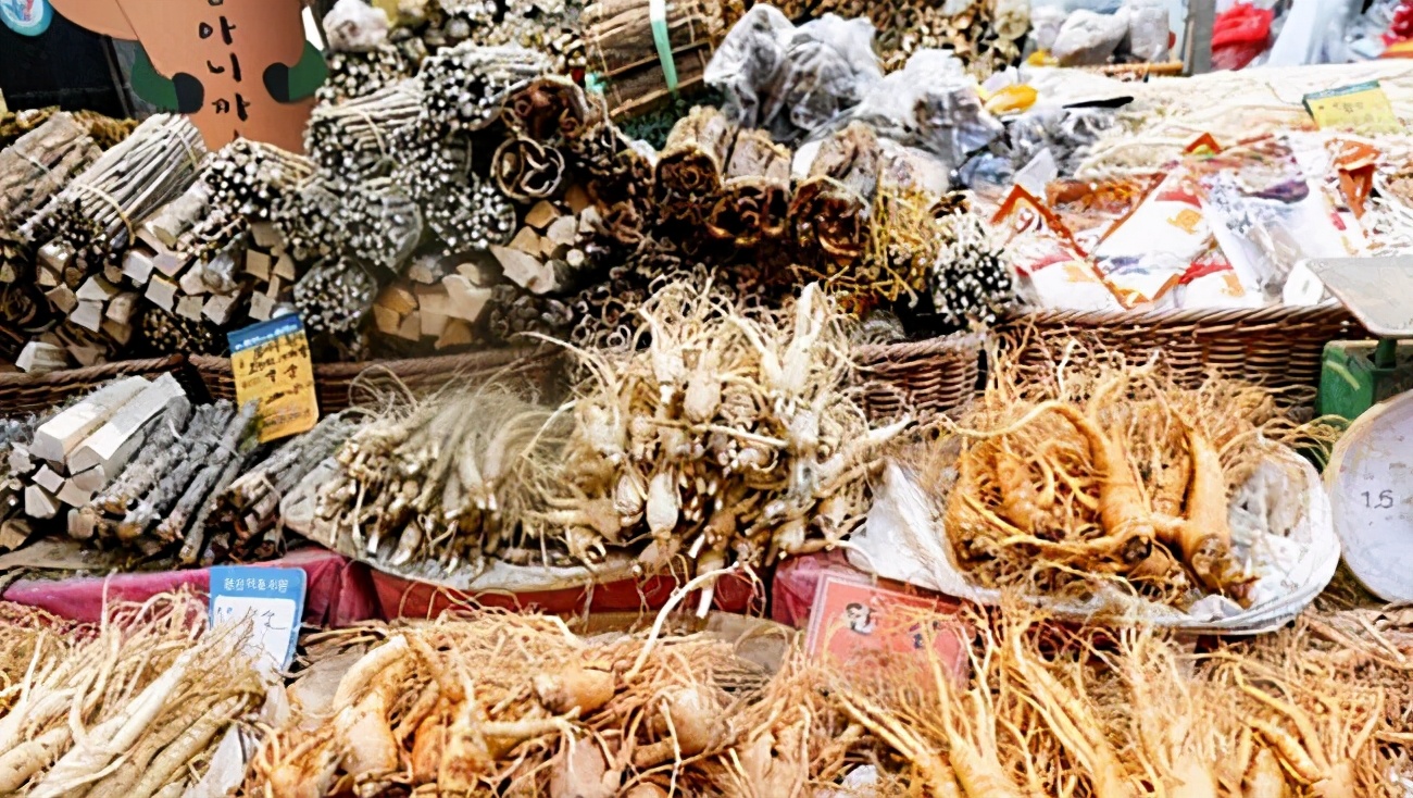 我们拿人参当药，韩国人把参当食品：高丽参价格却是人参的10倍