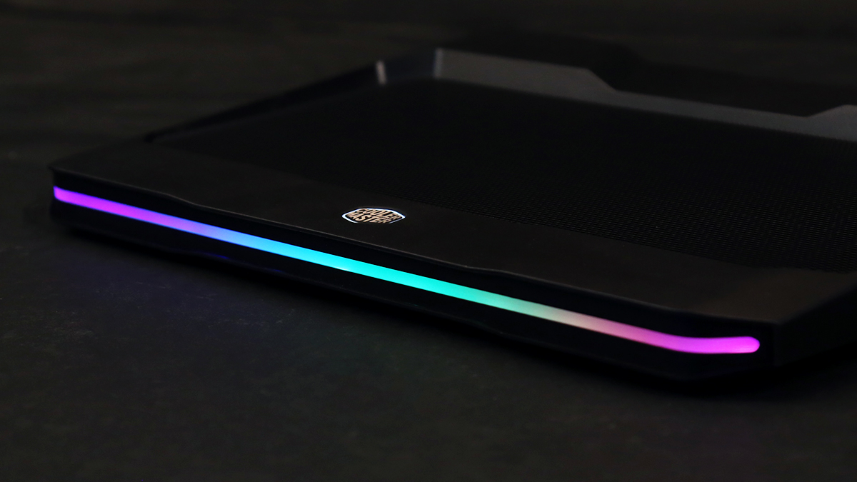 酷冷至尊X150R酷炫版笔记本散热器简评：辅助散热小能手