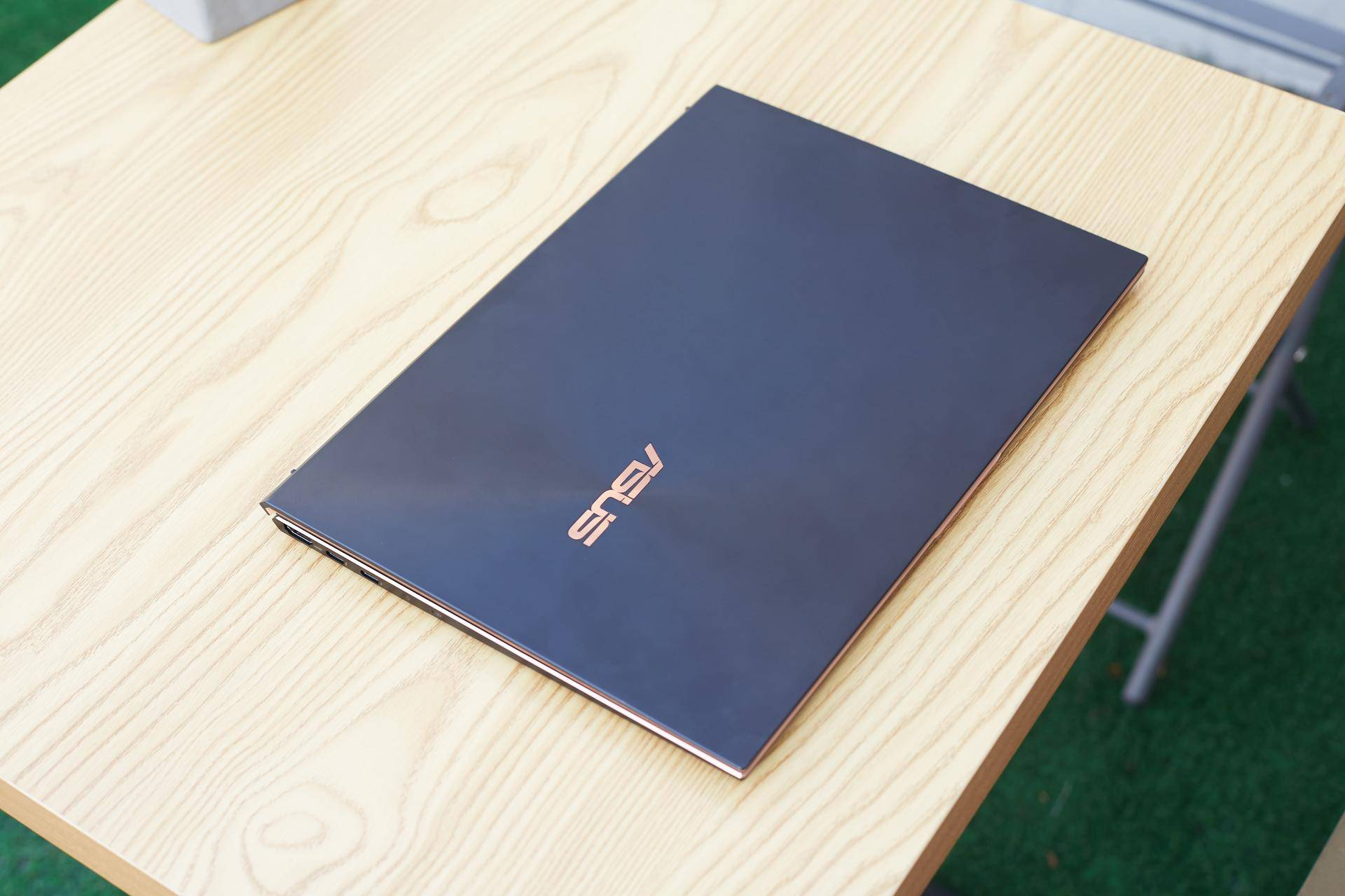 效率直线上升，华硕灵耀X纵横为何成商务最佳选？老用户道出细节