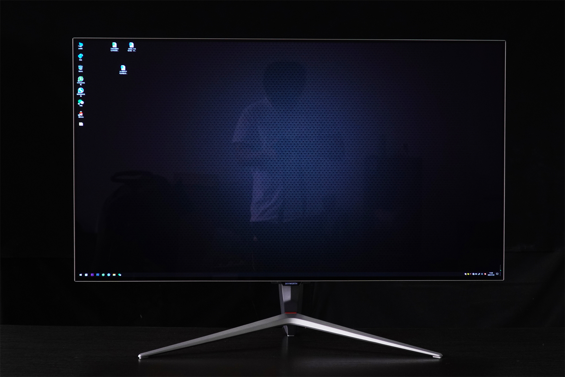 创维G90 OLED显示器评测，一键开启双系统，显示效果起飞