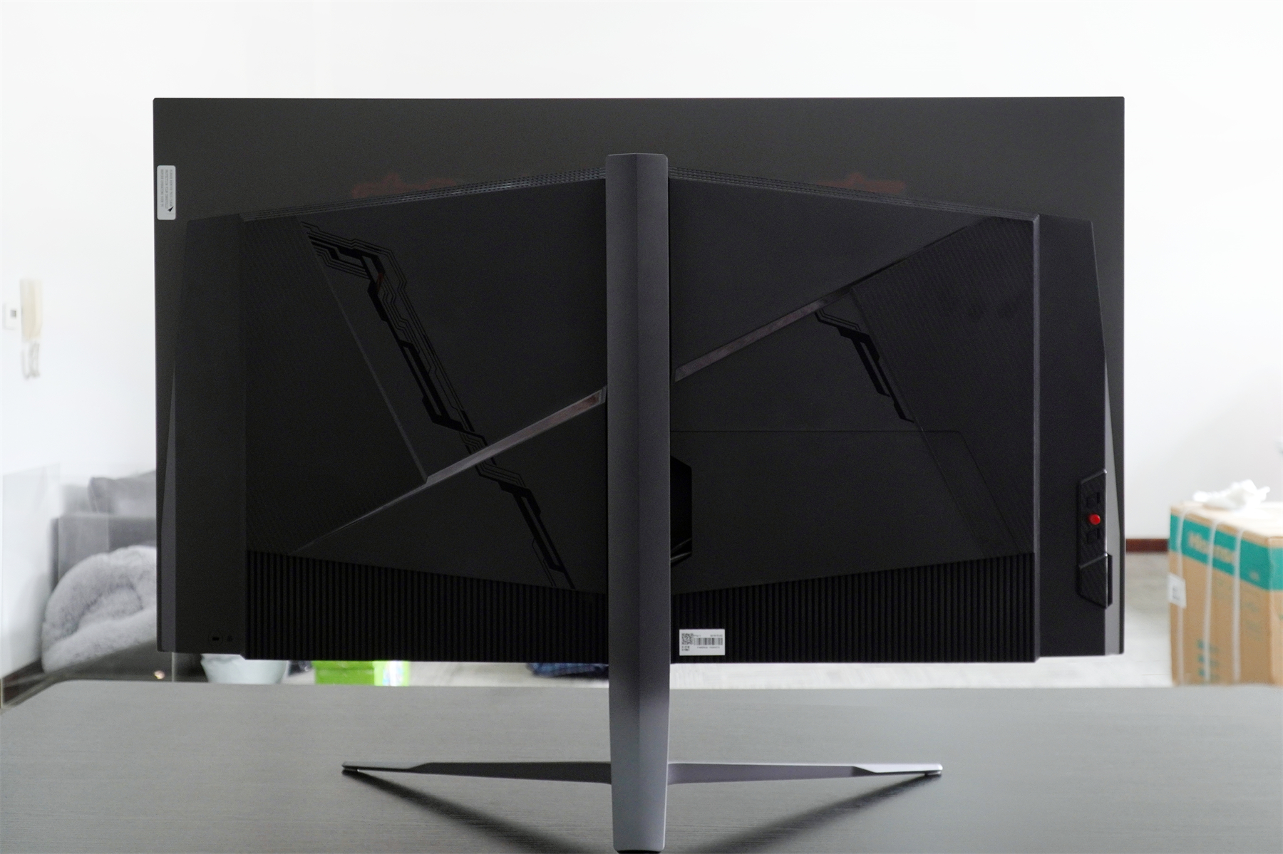 创维G90 OLED显示器评测，一键开启双系统，显示效果起飞