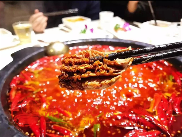 特色老火锅品牌列出了几个开火锅加盟店的注意事项