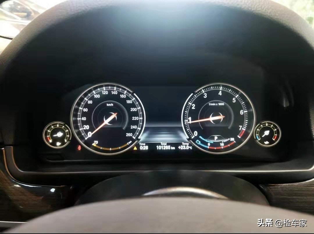 25万买辆宝马5系，检车师：这车况买到了就是赚