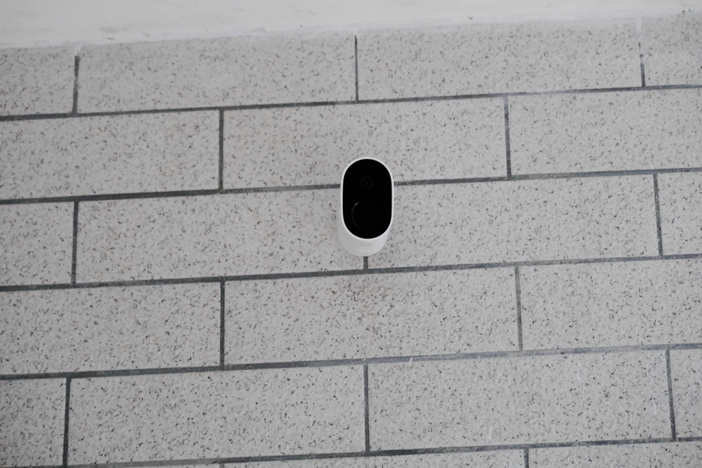 无需布线！小米首款室外无线摄像机全面评测：从未进家门就安防