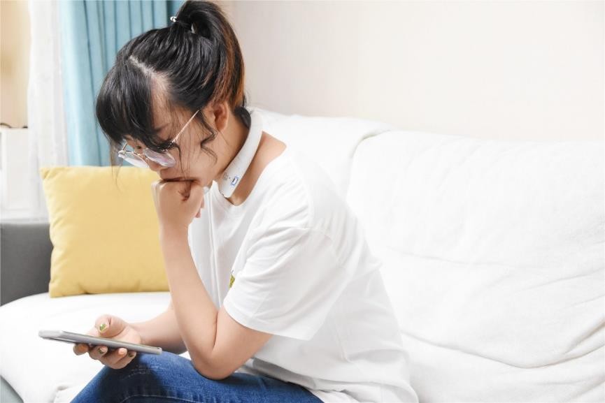 颈部按摩器智商税？斥巨资购入主流四款按摩器，真实体验给你真相