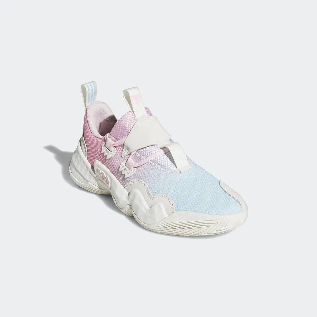 国产太帅了！拉塞尔专属鞋款用心了，安踏发力板鞋，米切尔4曝光