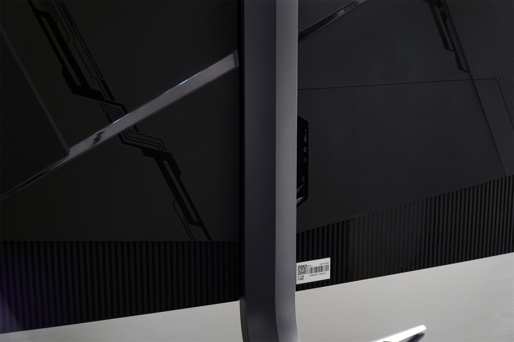 创维G90 OLED显示器评测，一键开启双系统，显示效果起飞