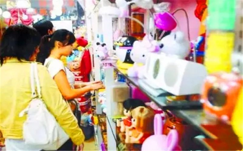 今年不准备打工了，城市里的小生意，有哪些能年入20万以上的？