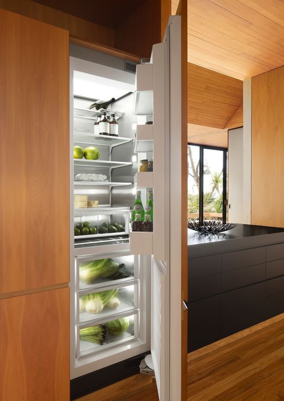 有钱人都给餐边柜内部做隐形冰箱了，好看又不占空间，羡慕