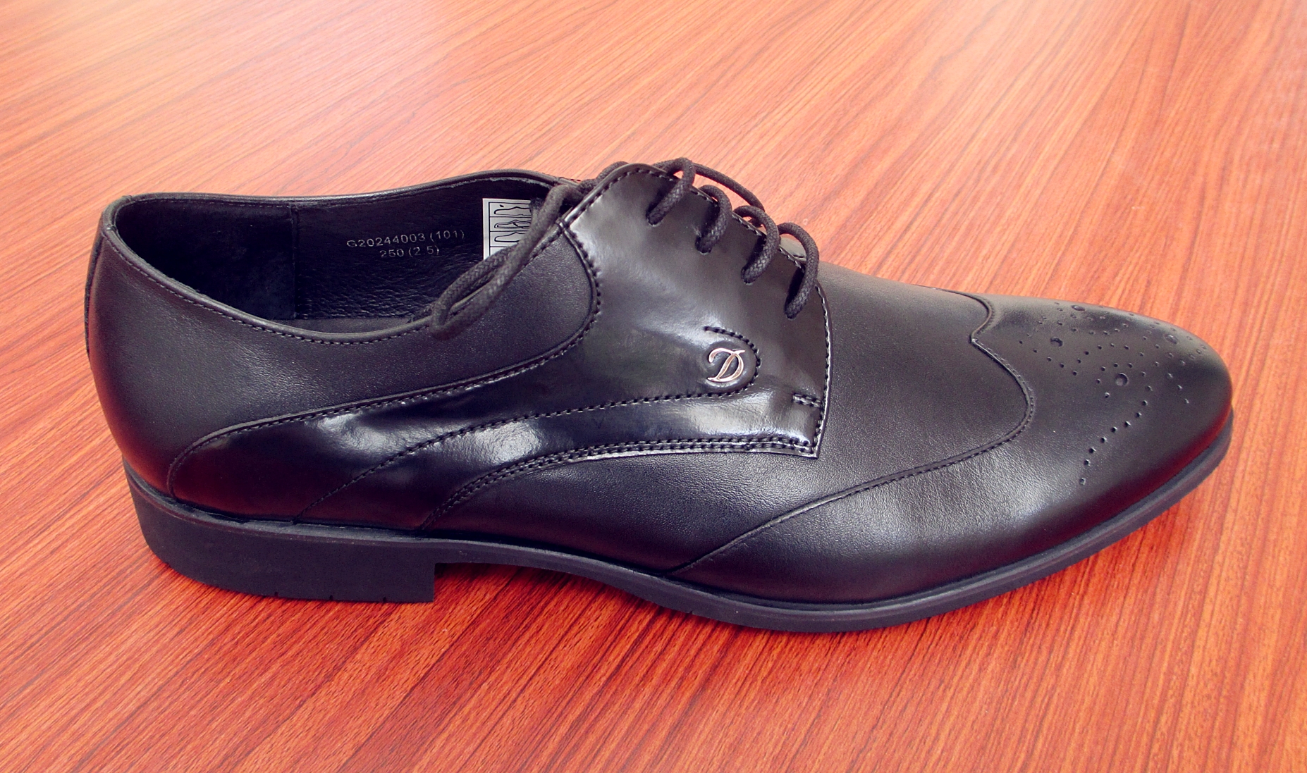 都彭鞋子好不好，法国都彭男士商务布洛克男鞋使用介绍