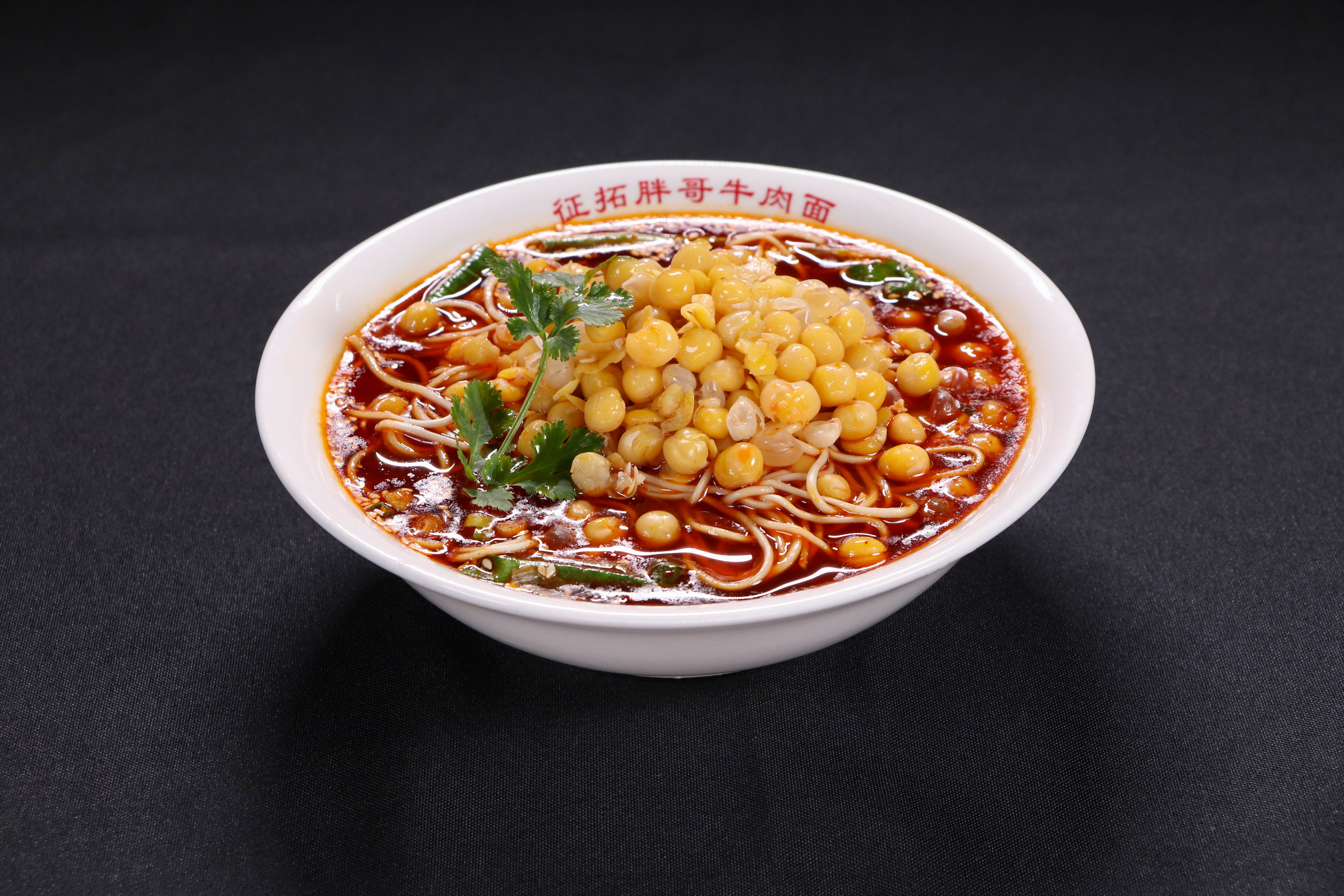 想开家面馆，应该选加盟还是自营？