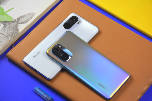 买手机能省则省，4款性价比超高的千元机，帮你把钱花在刀刃上