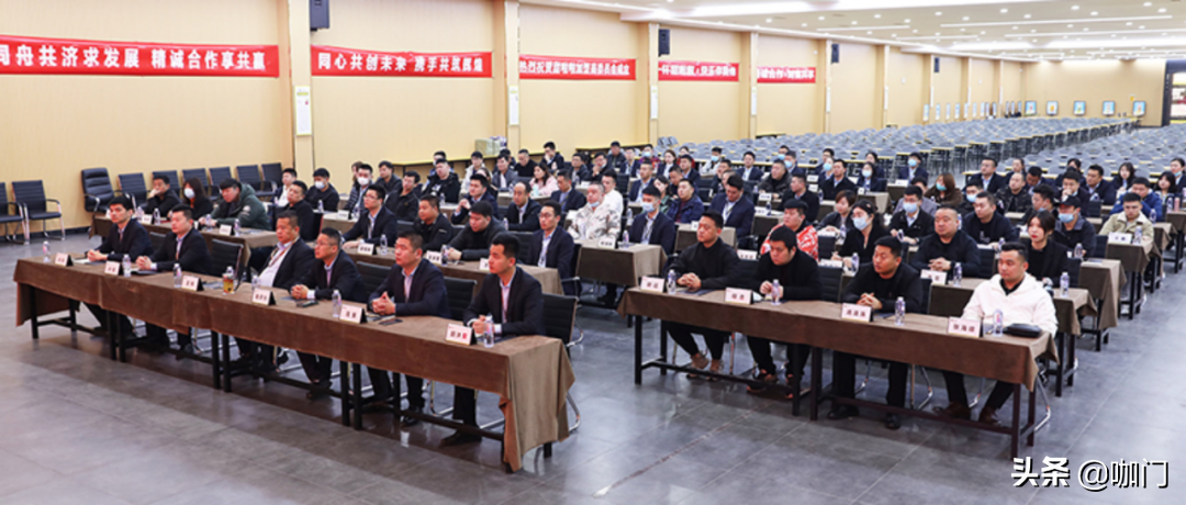 让加盟商提意见，还发钱！这些茶饮品牌在搞什么？