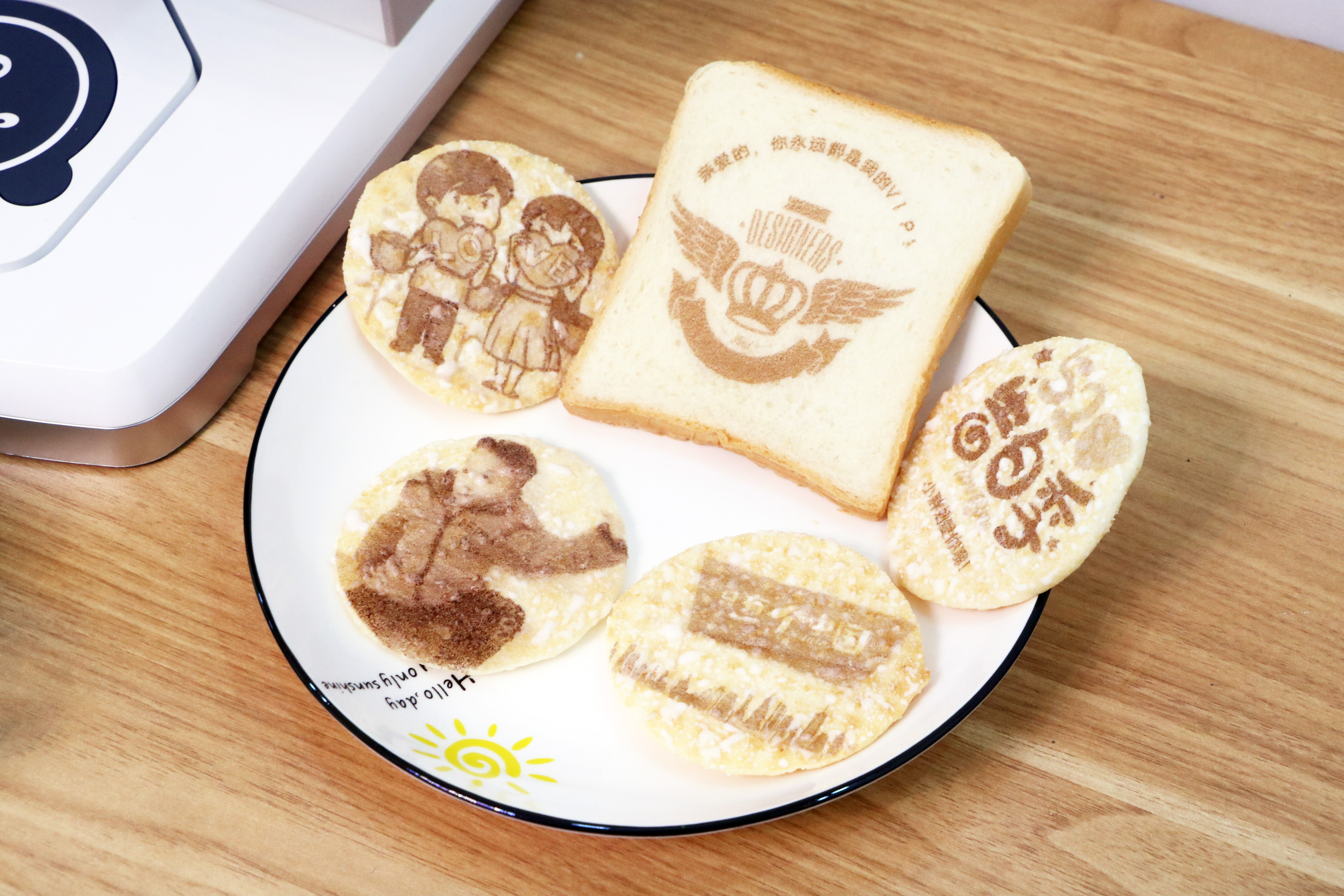 将爱印在美食上，映美拉花打印机让你大胆说出爱，传递真情与感动