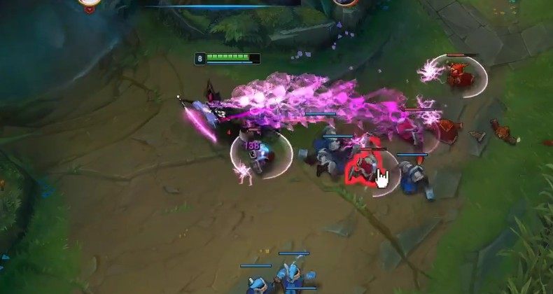 LOL：玩家用皮肤修改器恶搞亚索，网友：这也太花里胡哨了吧！