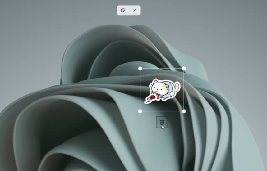 微软 Win11 桌面贴纸功能上手体验：可自定义图案、调整大小