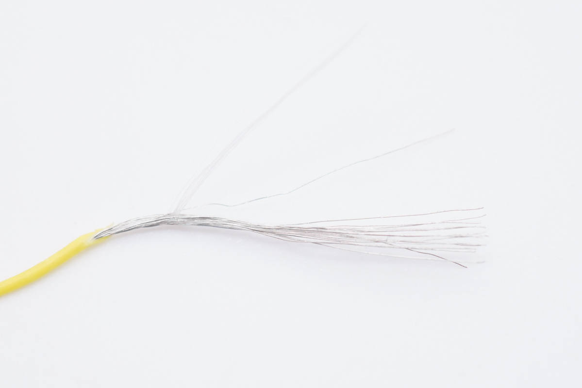 既支持100W PD快充又支持120W私有快充，小米新款超级快充CC线拆解