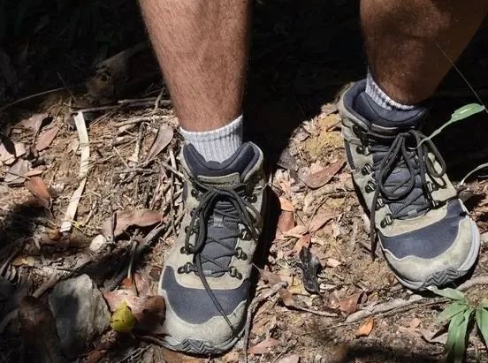 Merrell迈乐的登山鞋怎么样？第一次穿出去测评会有什么惊喜？