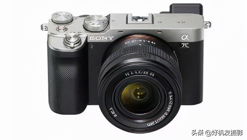 要买索尼相机，先搞懂各代M、S、R型号的区别