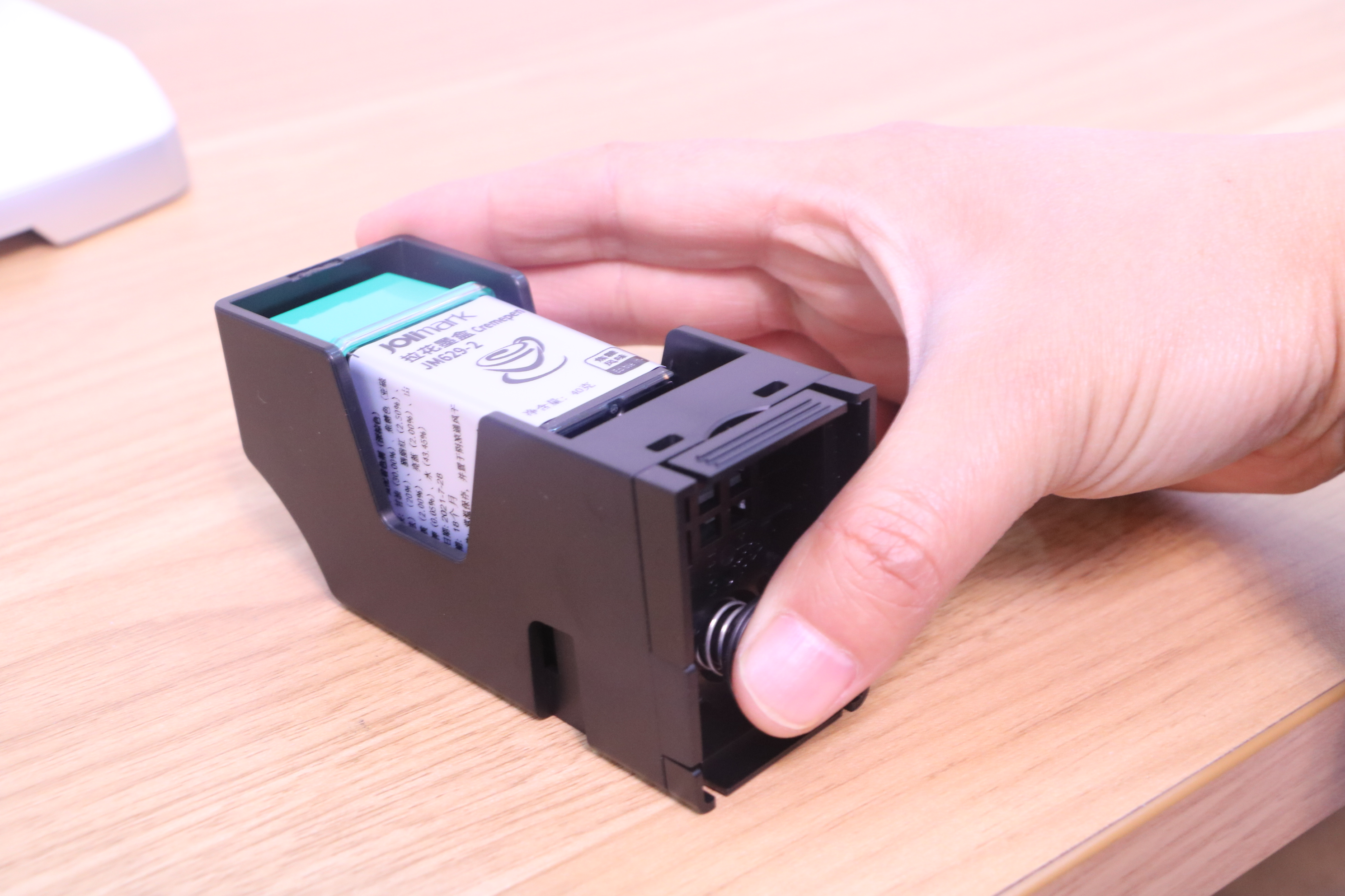 将爱印在美食上，映美拉花打印机让你大胆说出爱，传递真情与感动