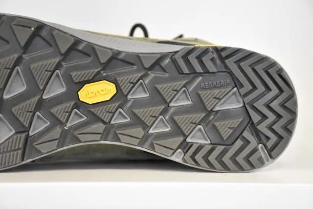 Merrell迈乐的登山鞋怎么样？第一次穿出去测评会有什么惊喜？