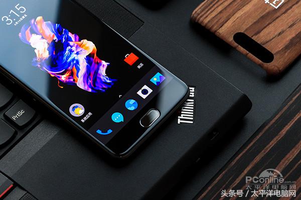 一加5评测：8GB运存性能怪兽，还有双摄加持