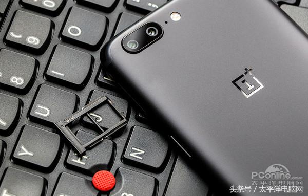 一加5评测：8GB运存性能怪兽，还有双摄加持