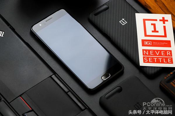 一加5评测：8GB运存性能怪兽，还有双摄加持