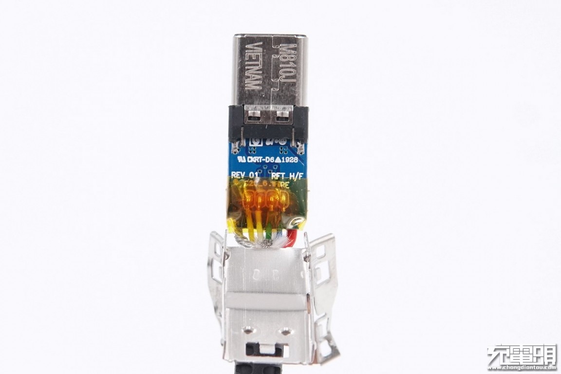 拆解报告：SAMSUNG三星45W充电器原装CC线缆