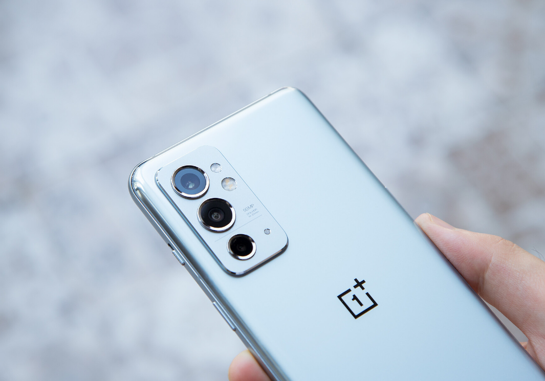 最佳游戏手机推荐：这三款随便挑，第一款打游戏拍照手感均是最好