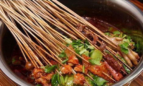 爱转角串串香火锅——以特色博天下