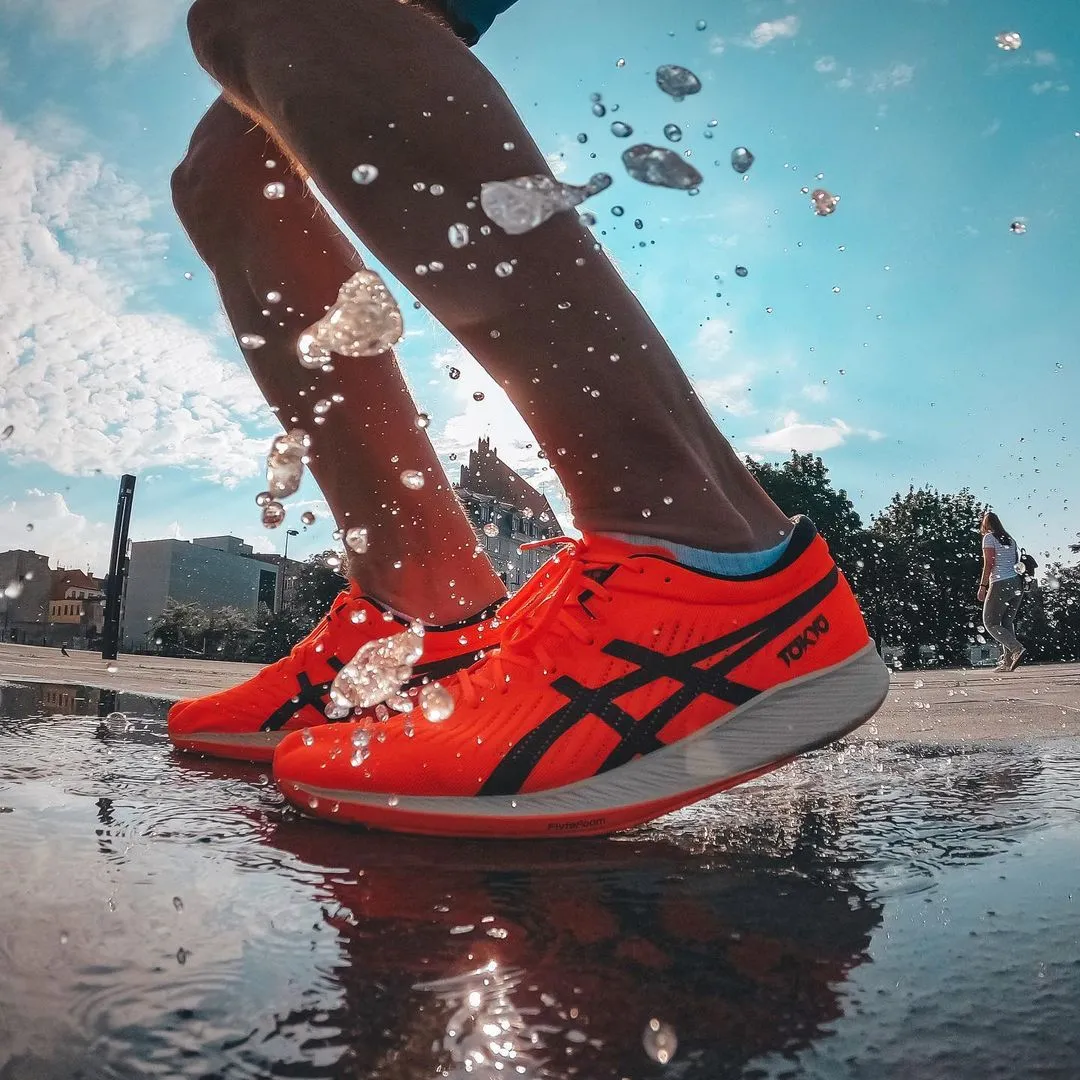 行走的中流砥柱！一篇教你ASICS跑鞋怎么选