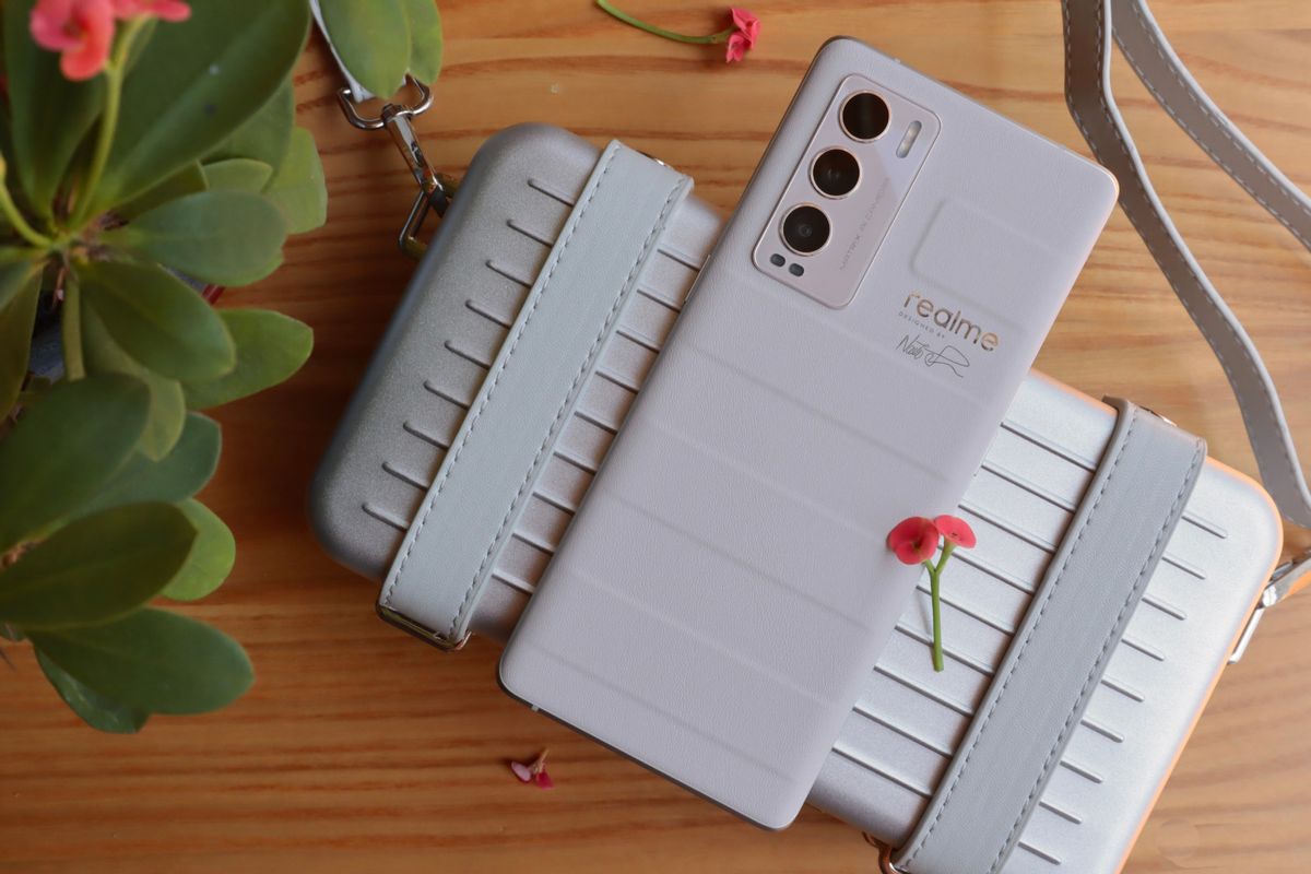 当下性价比极高的4款手机，花小钱也有旗舰体验，轻松使用三五年